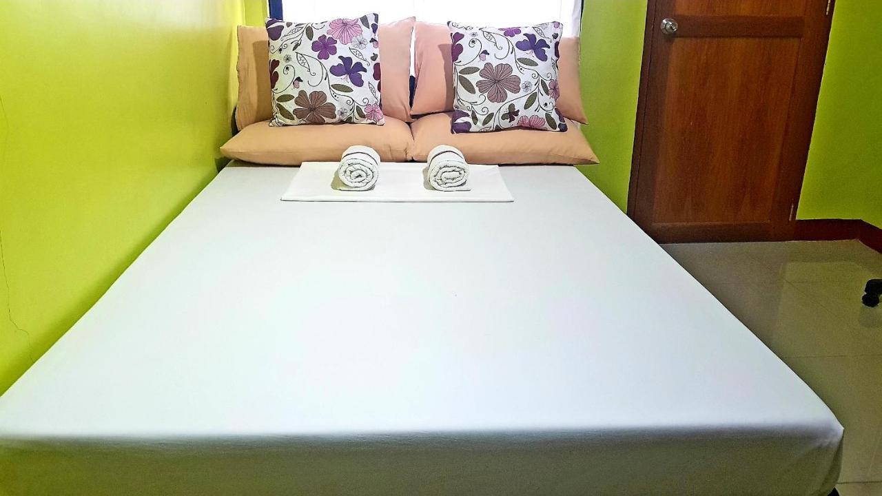 Amelia Homestay Puerto Princesa Екстериор снимка