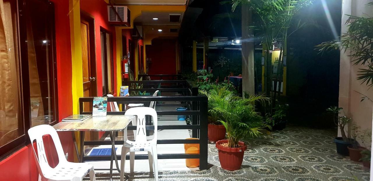 Amelia Homestay Puerto Princesa Екстериор снимка